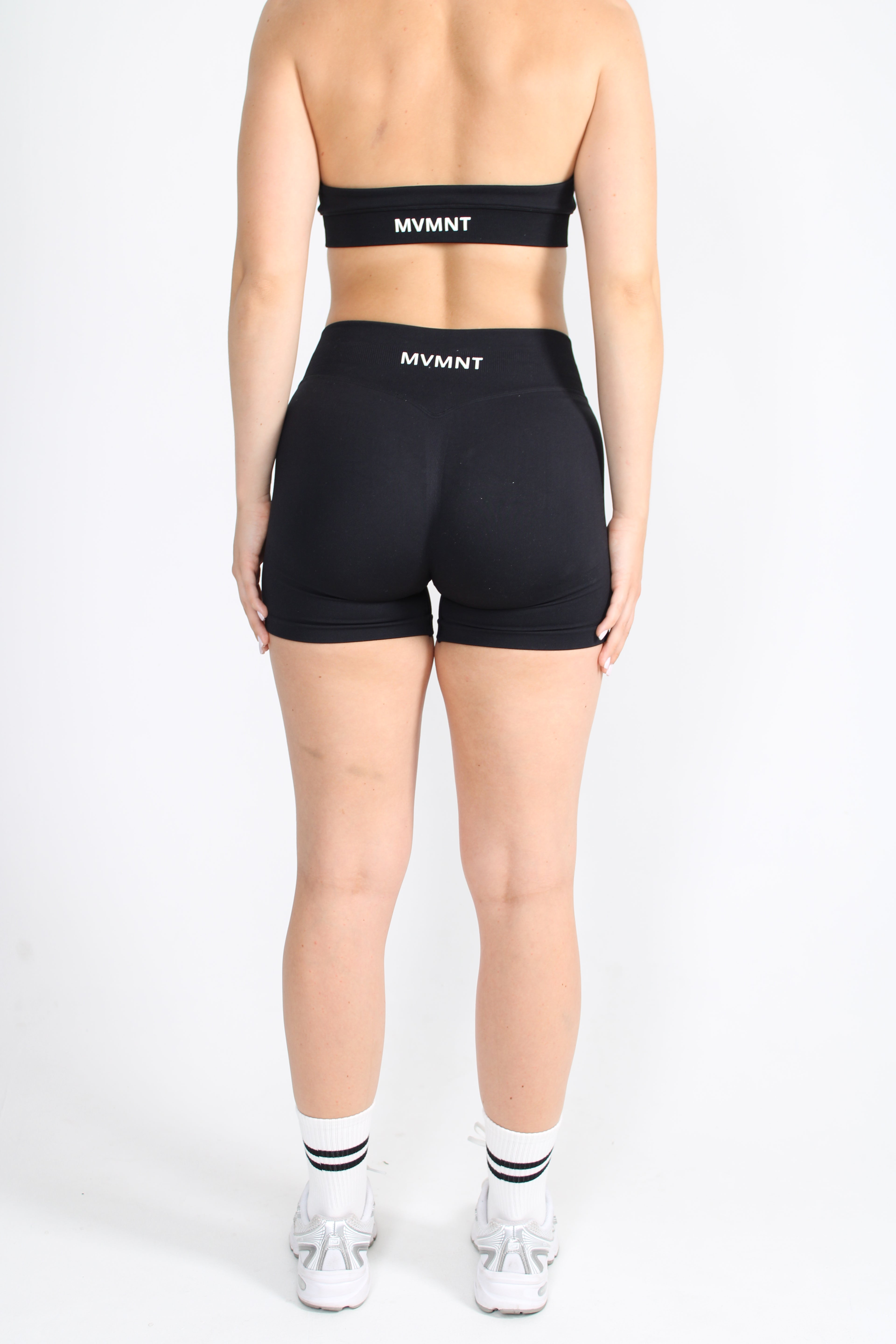 CORE SHORTS BLACK