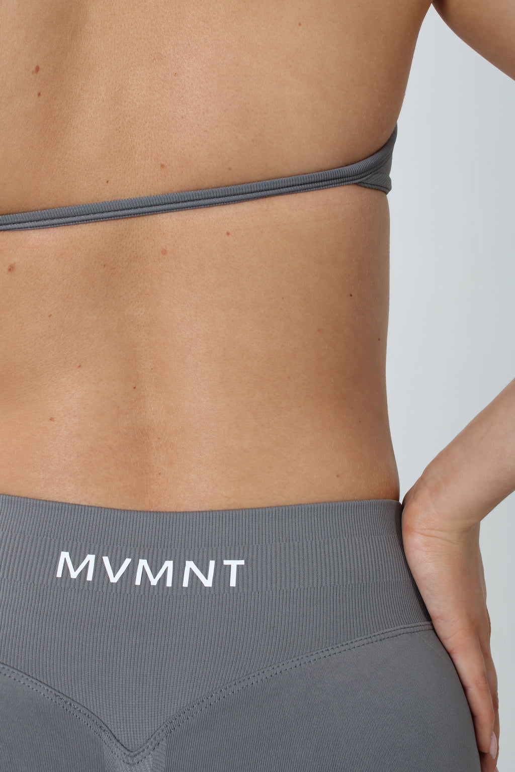 CORE STRAP BRA GRAPHITE